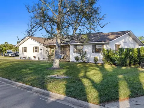 4123 Deerfield Drive Sarasota FL 34233