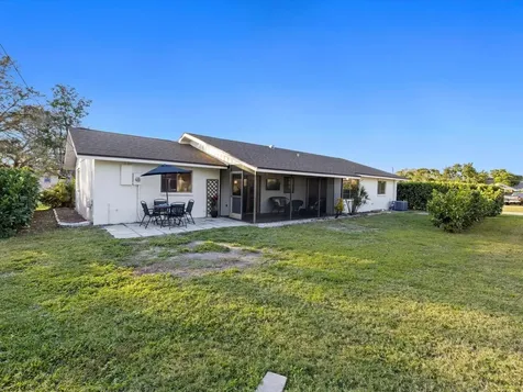 4123 Deerfield Drive Sarasota FL 34233