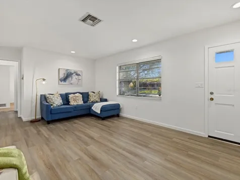 4123 Deerfield Drive Sarasota FL 34233