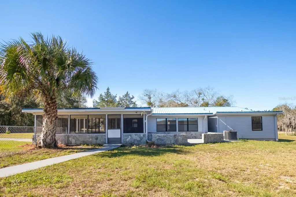 10727 SE 90th Court Belleview FL 34420