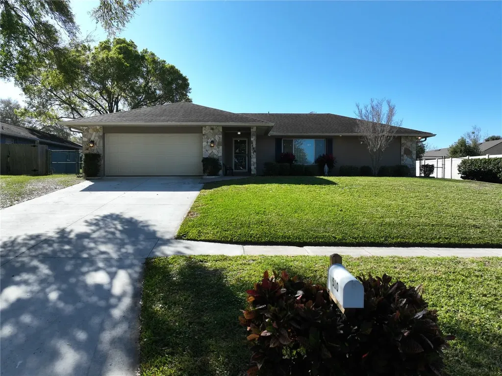 510 Fernwood Drive Altamonte Springs FL 32701