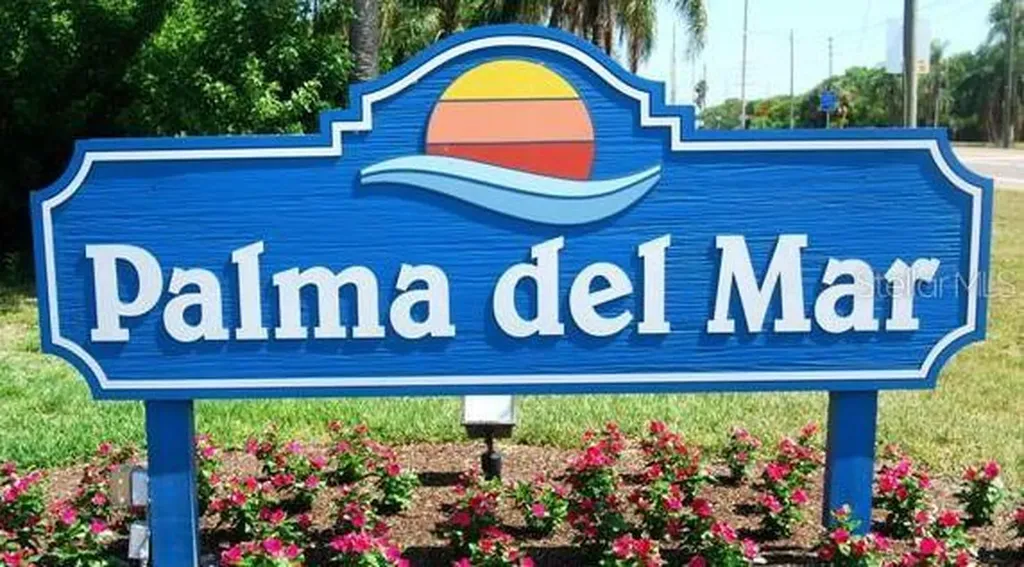 6322 Palma Del Mar Boulevard S St Petersburg FL 33715