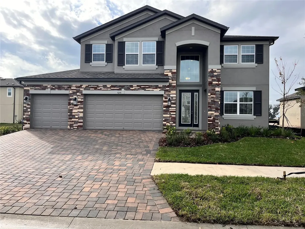9275 Crescent Ray Drive Wesley Chapel FL 33545