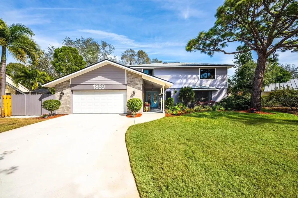 1859 Buccaneer Court Sarasota FL 34231