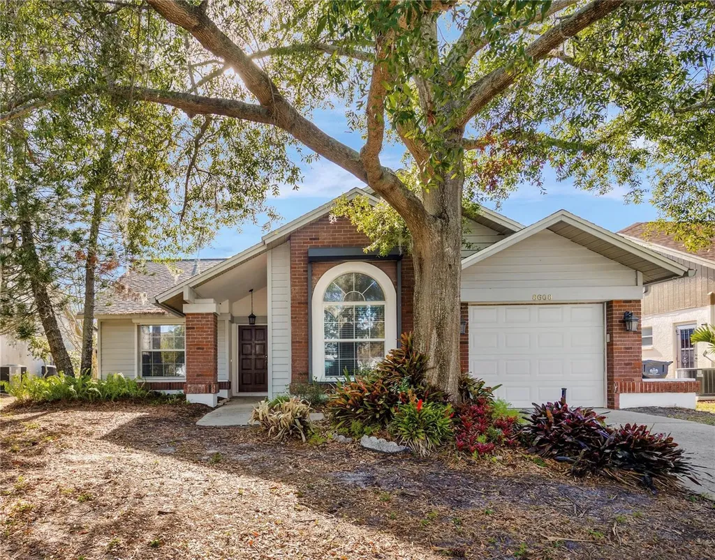 8608 Thimbleberry Lane Tampa FL 33635