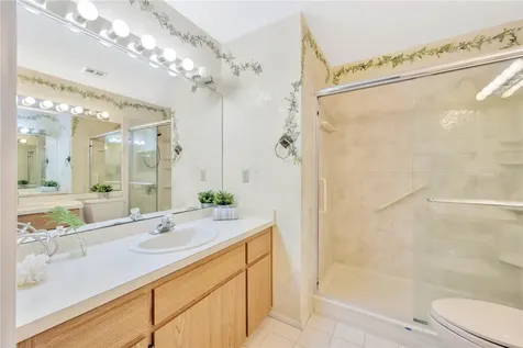 8608 Thimbleberry Lane Tampa FL 33635