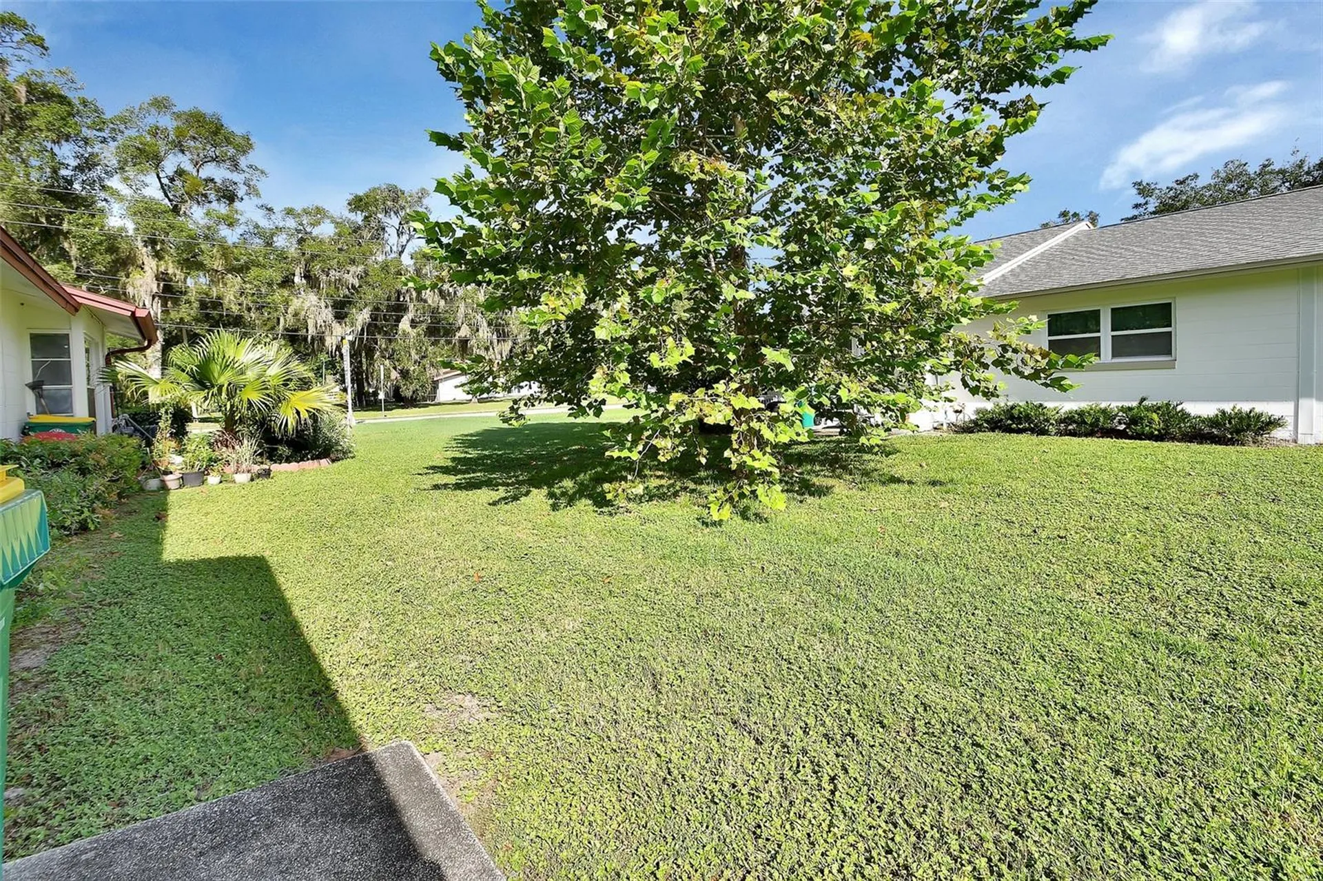 217 N Hill Avenue Deland FL 32724
