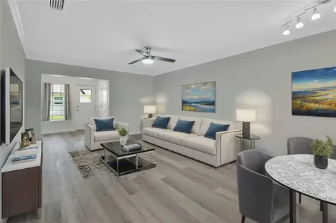 217 N Hill Avenue Deland FL 32724