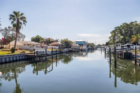 3464 Manatee Drive SE St Petersburg FL 33705