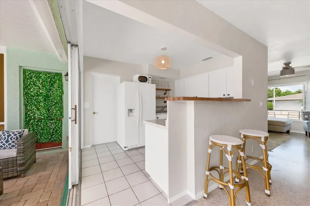 3126 Bougainvillea Street Sarasota FL 34239