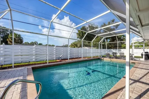 3126 Bougainvillea Street Sarasota FL 34239