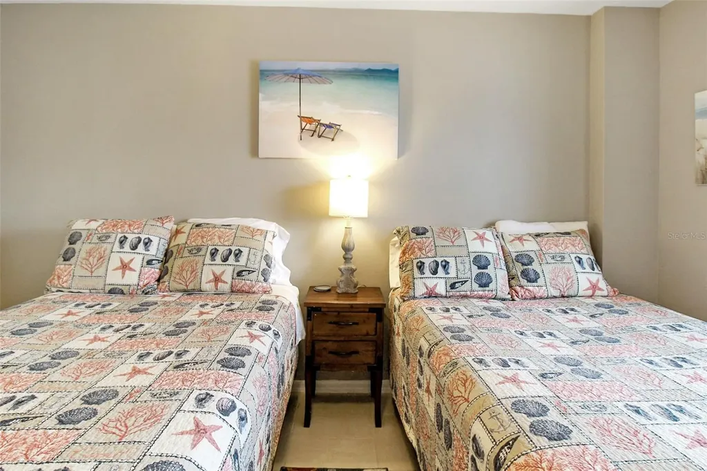 1366 Siesta Bayside Drive Sarasota FL 34242