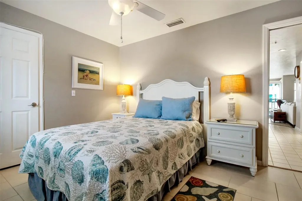 1366 Siesta Bayside Drive Sarasota FL 34242