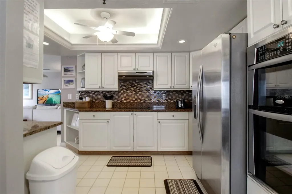 1366 Siesta Bayside Drive Sarasota FL 34242