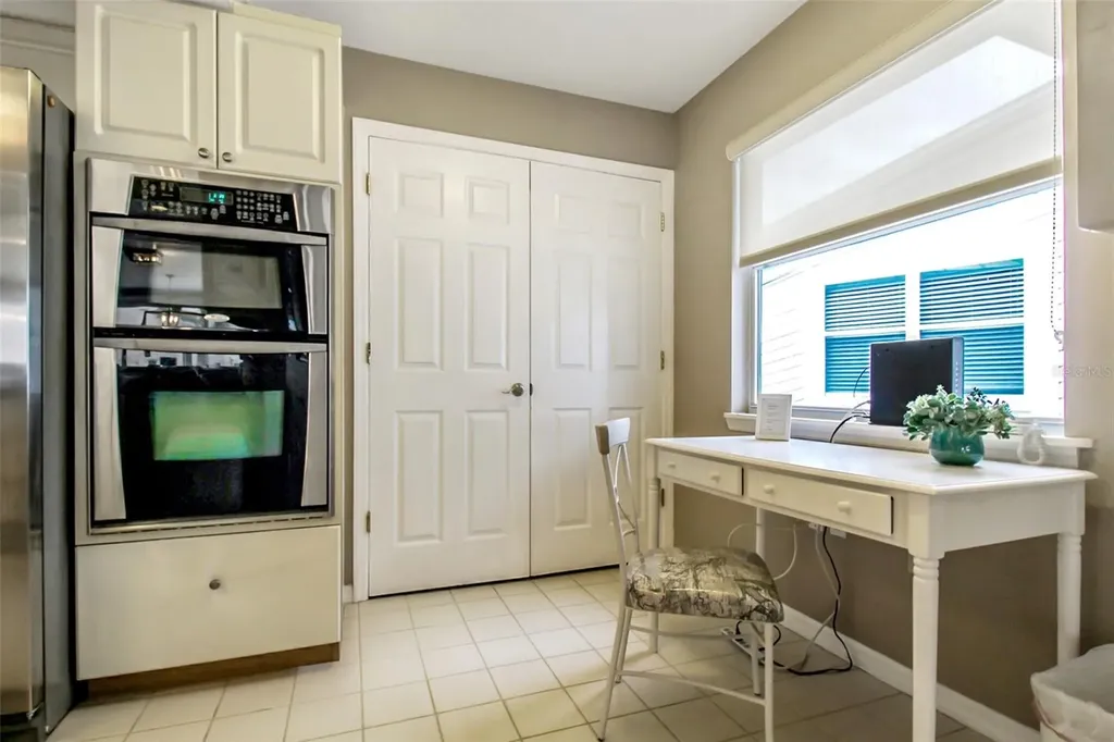 1366 Siesta Bayside Drive Sarasota FL 34242