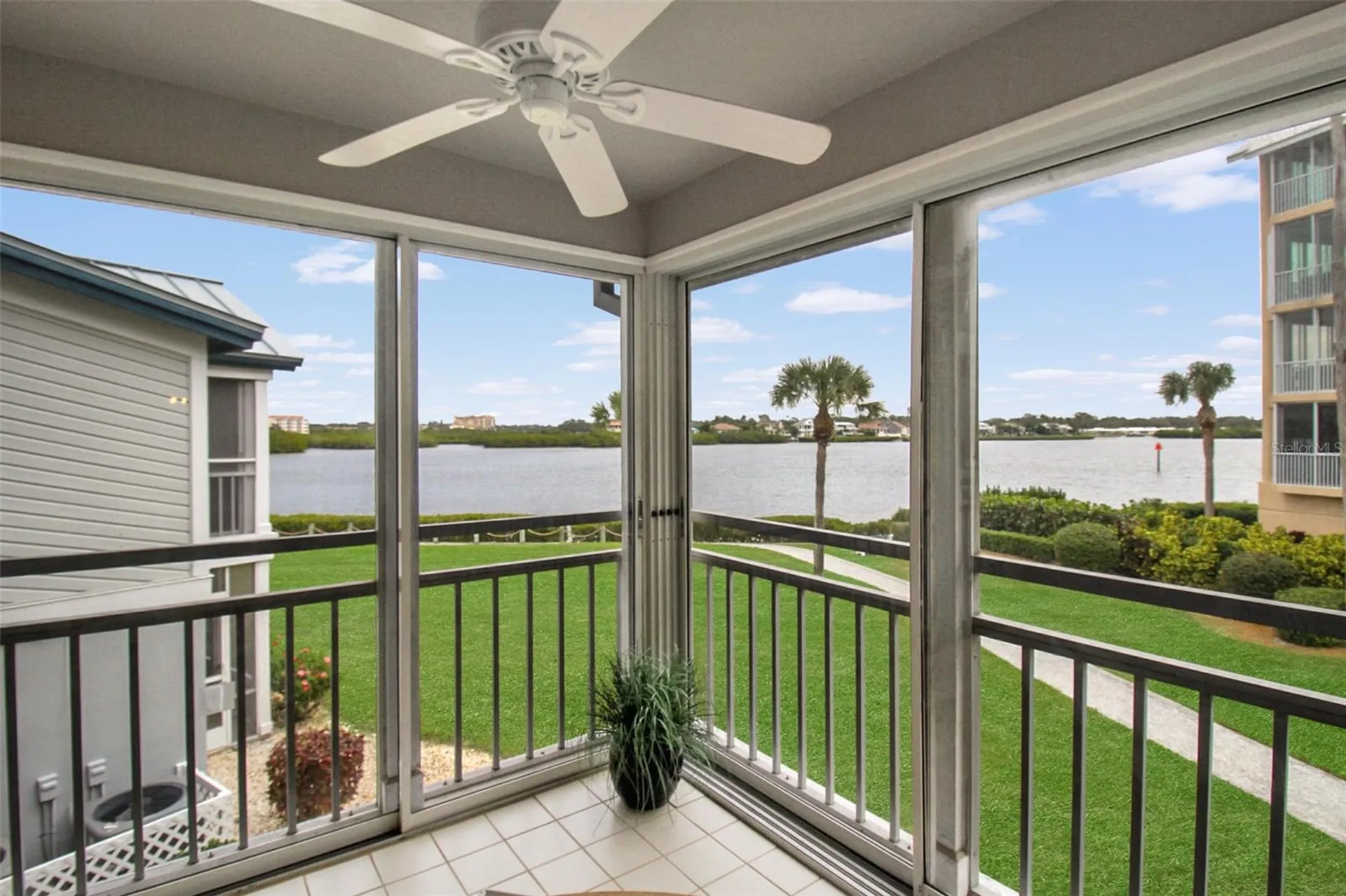 1366 Siesta Bayside Drive Sarasota FL 34242