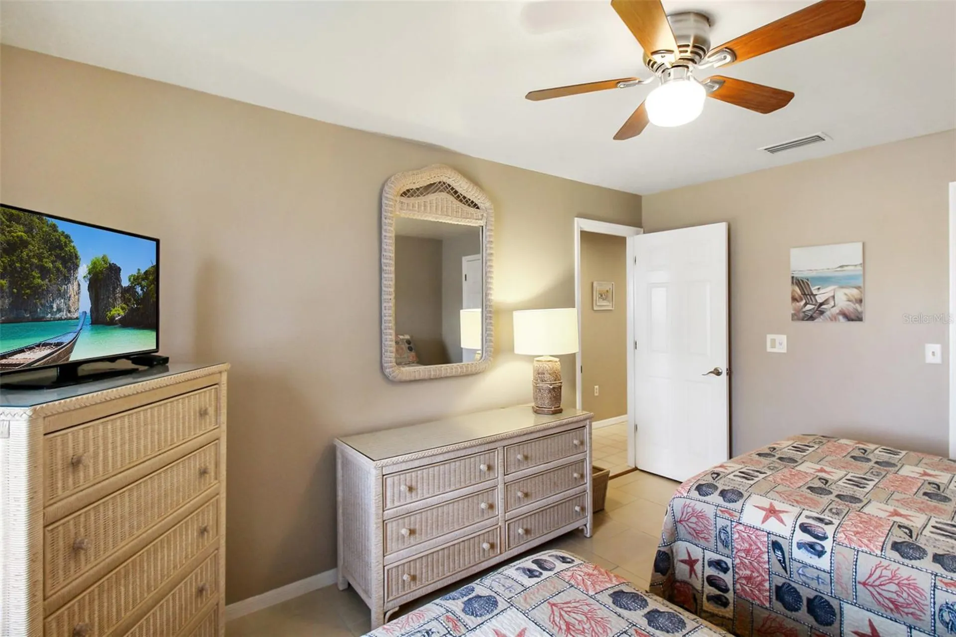 1366 Siesta Bayside Drive Sarasota FL 34242