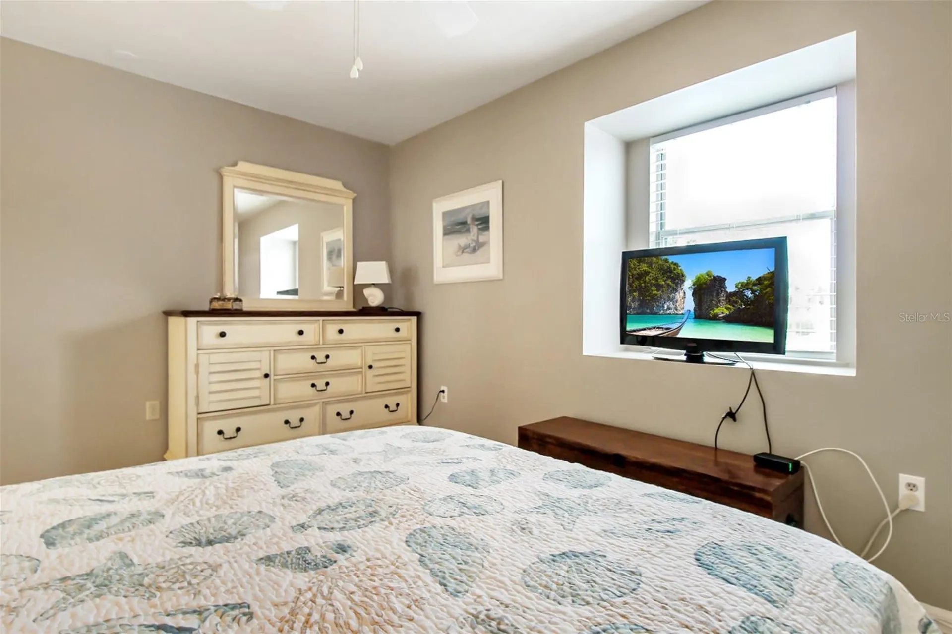 1366 Siesta Bayside Drive Sarasota FL 34242