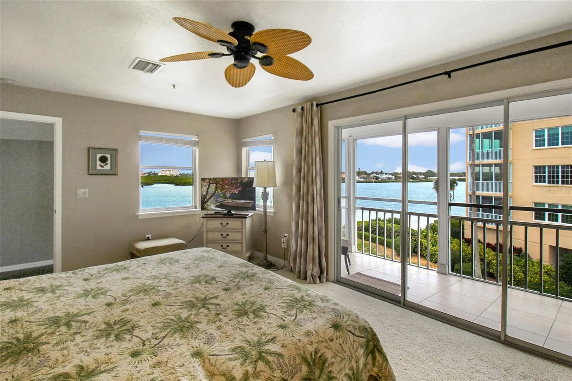 1366 Siesta Bayside Drive Sarasota FL 34242