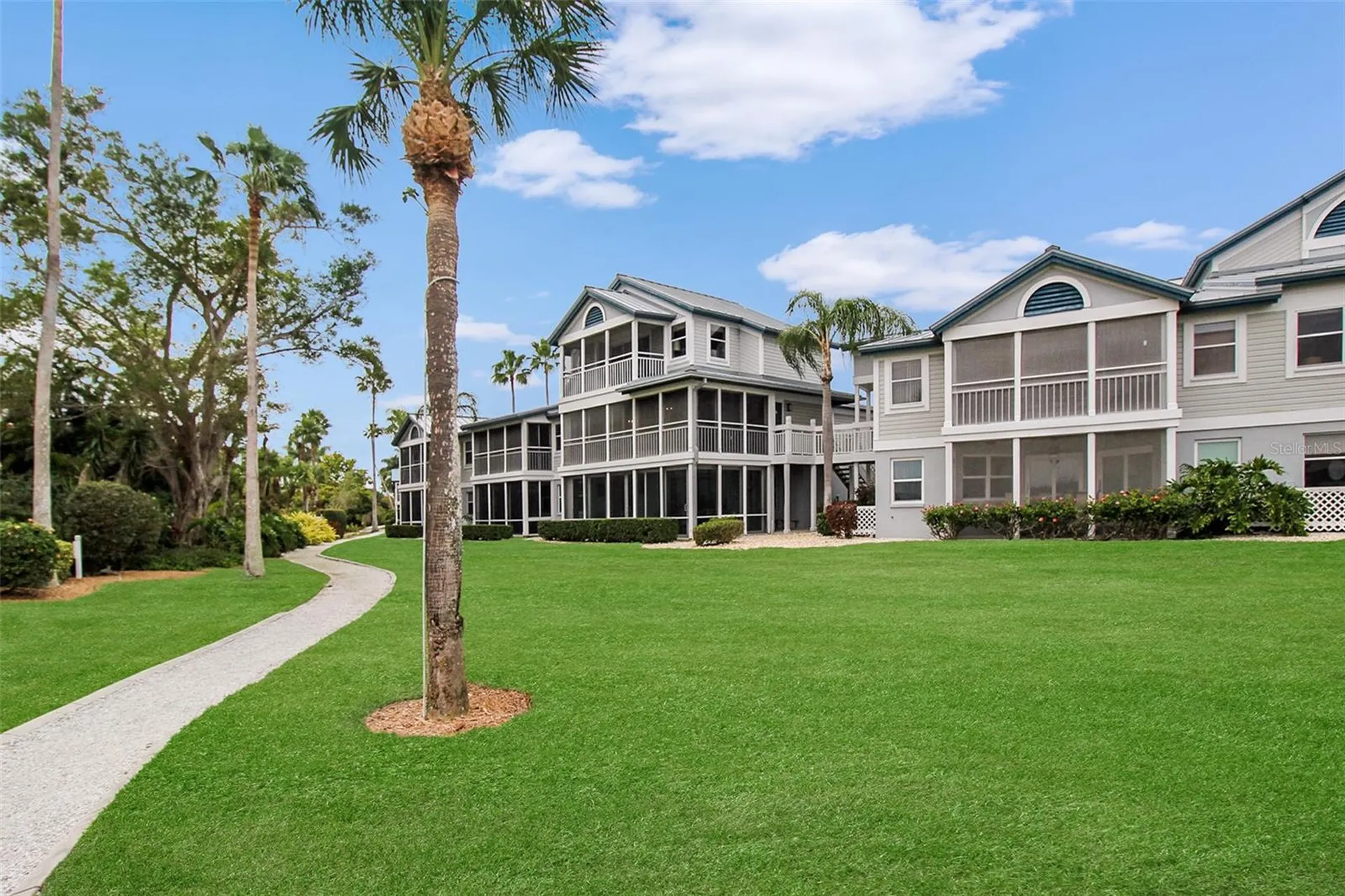 1366 Siesta Bayside Drive Sarasota FL 34242