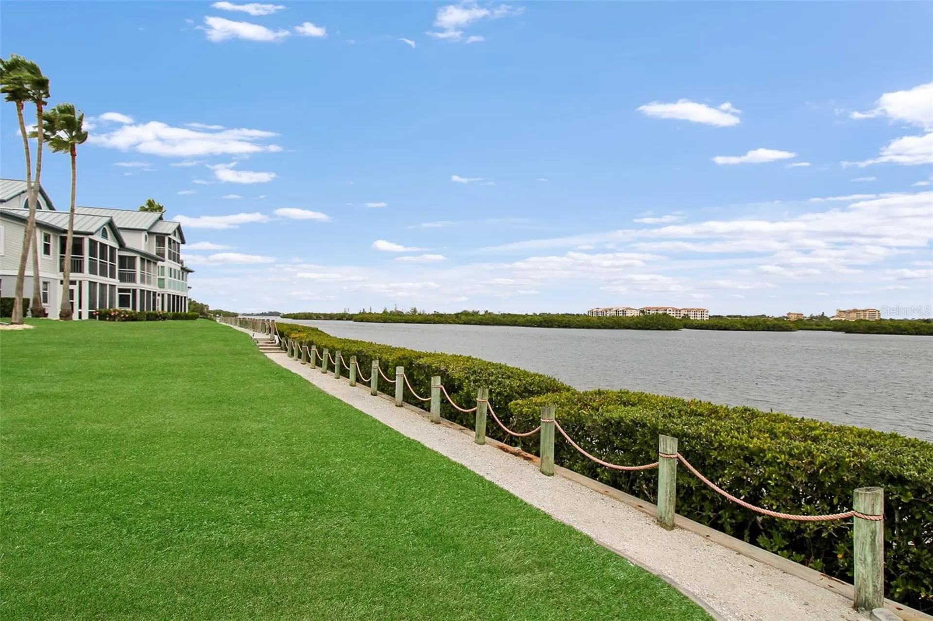 1366 Siesta Bayside Drive Sarasota FL 34242