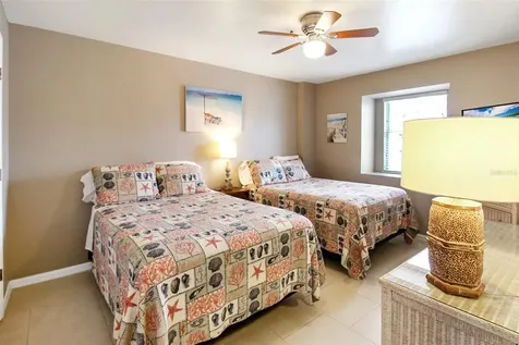 1366 Siesta Bayside Drive Sarasota FL 34242
