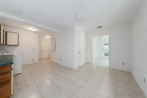 136 Roann Drive Oviedo FL 32765