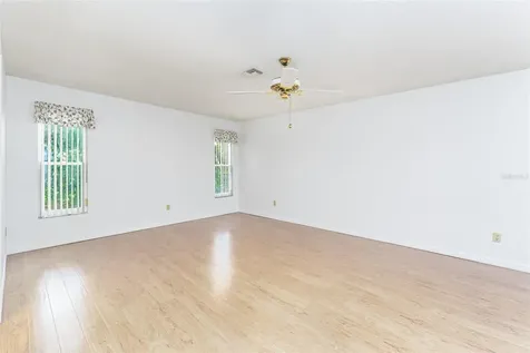 136 Roann Drive Oviedo FL 32765