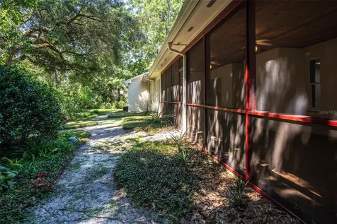 136 Roann Drive Oviedo FL 32765