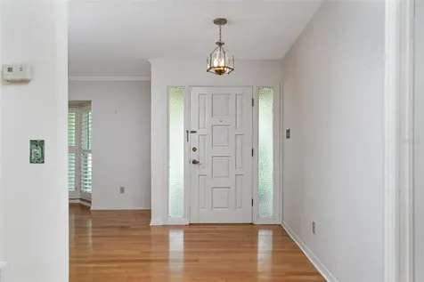 136 Roann Drive Oviedo FL 32765