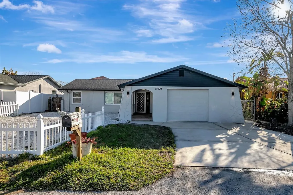 13920 Darlene Avenue Hudson FL 34667