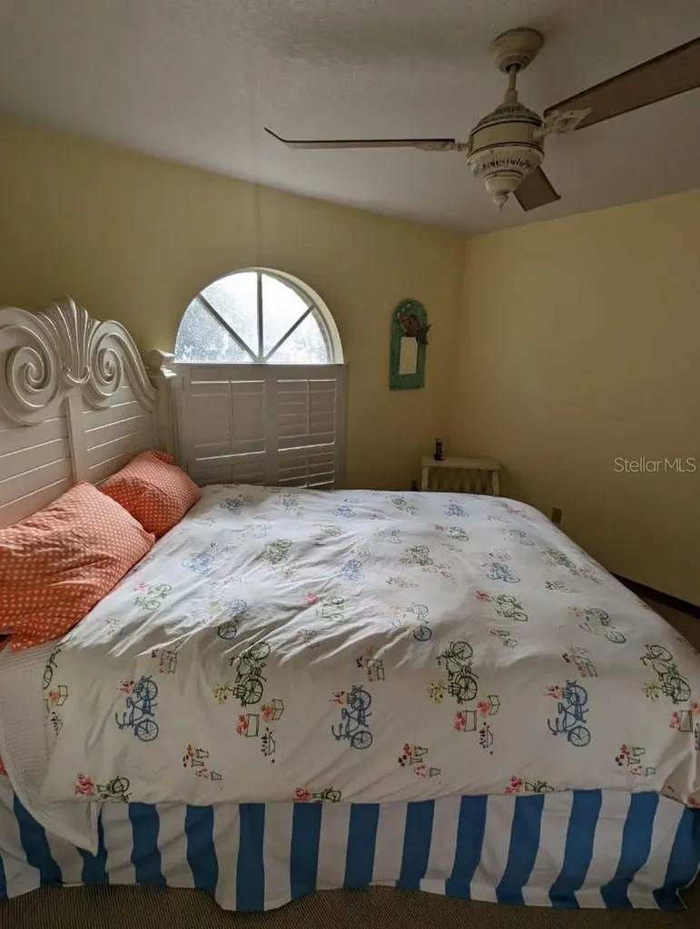 72 Spring Lake Drive Debary FL 32713