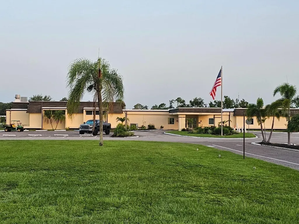 6880 Pleasant Court North Port FL 34287