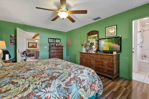 4910 5th Avenue W Palmetto FL 34221