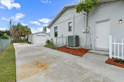 4910 5th Avenue W Palmetto FL 34221