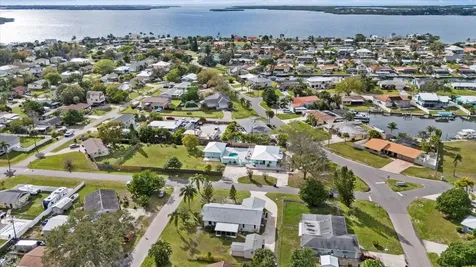 4910 5th Avenue W Palmetto FL 34221