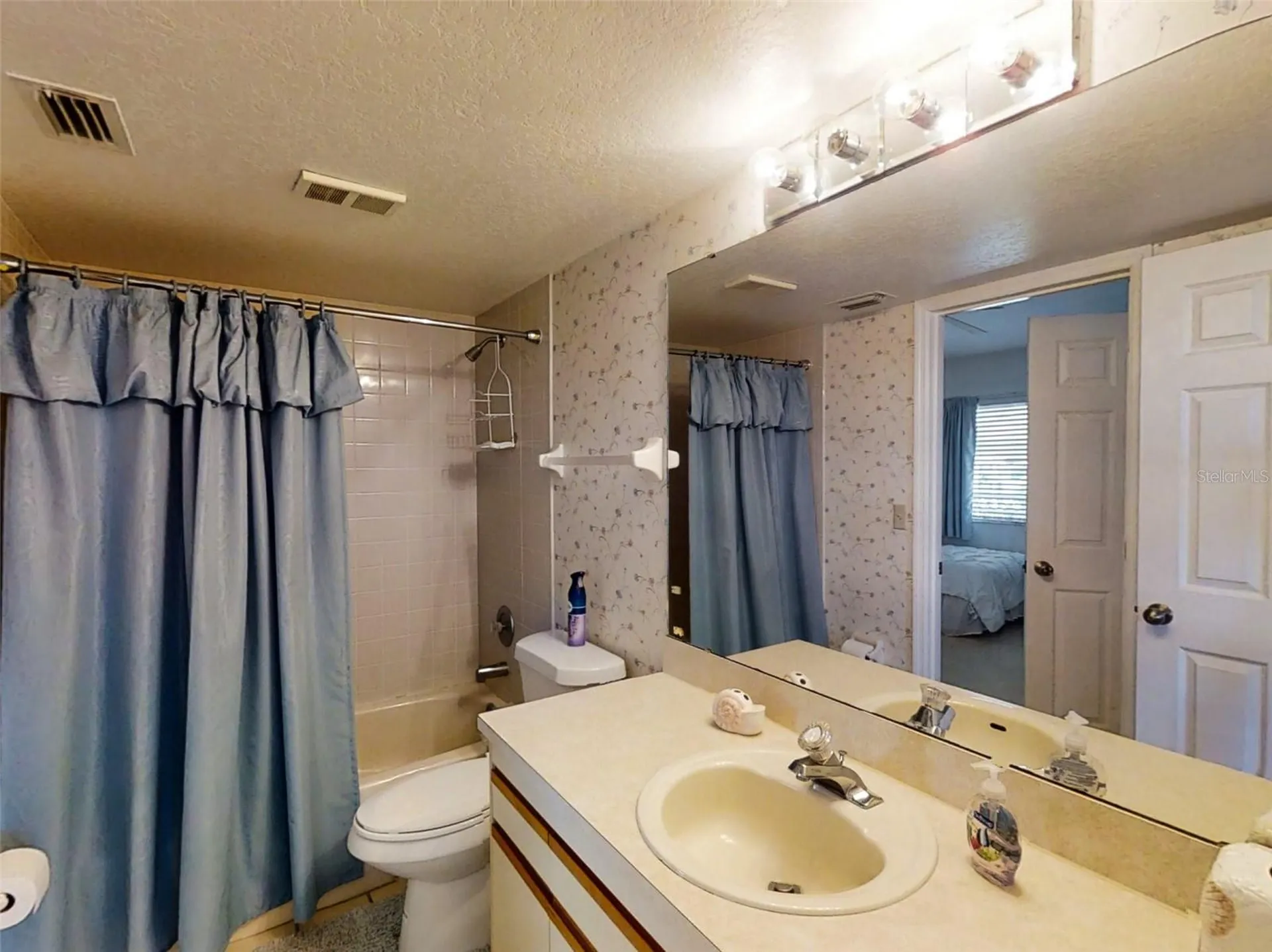 448 Bouchelle Drive New Smyrna Beach FL 32169