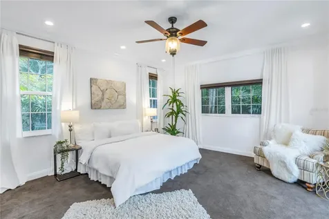 289 Catalan Boulevard NE St Petersburg FL 33704
