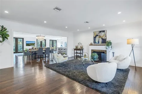 289 Catalan Boulevard NE St Petersburg FL 33704