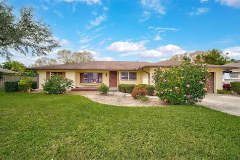 34 Christie Avenue Sarasota FL 34232