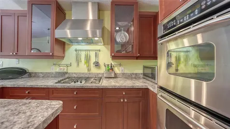 5875 Wildwood Avenue Sarasota FL 34231
