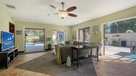5875 Wildwood Avenue Sarasota FL 34231