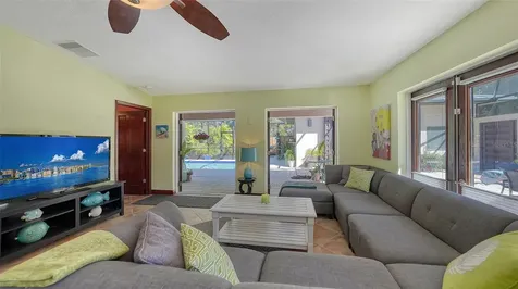 5875 Wildwood Avenue Sarasota FL 34231