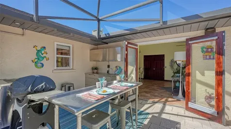 5875 Wildwood Avenue Sarasota FL 34231