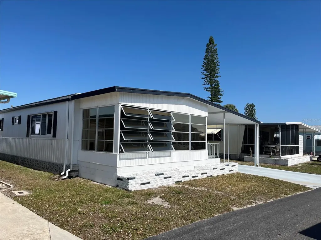 213 Como Drive Venice FL 34285