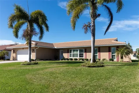 1206 68th Street W Bradenton FL 34209