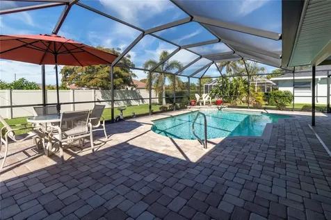 1206 68th Street W Bradenton FL 34209