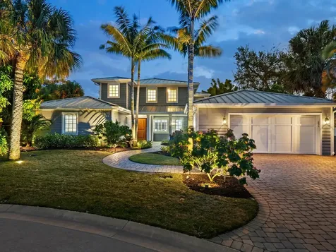 642 Waterside Way Sarasota FL 34242