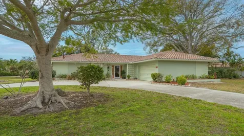 7400 Bounty Drive Sarasota FL 34231