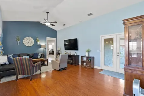 25183 SW 19th Avenue Newberry FL 32669